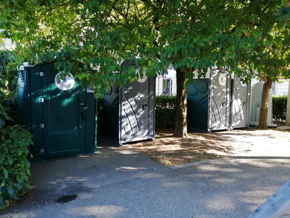 Sanitaire événements à Sarlat-la-Canéda
